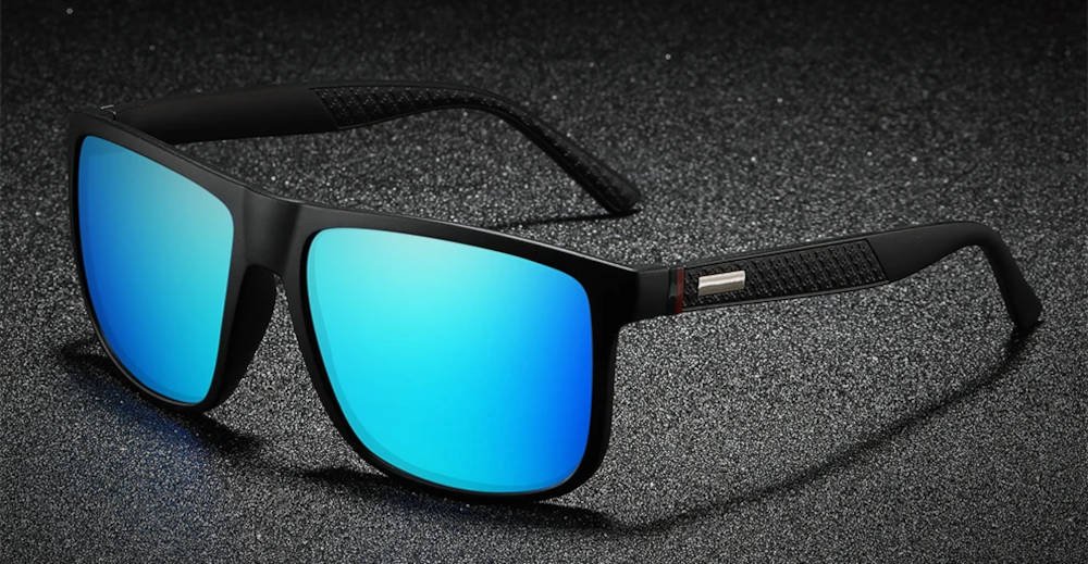 Classic modern polarized sunglasses
